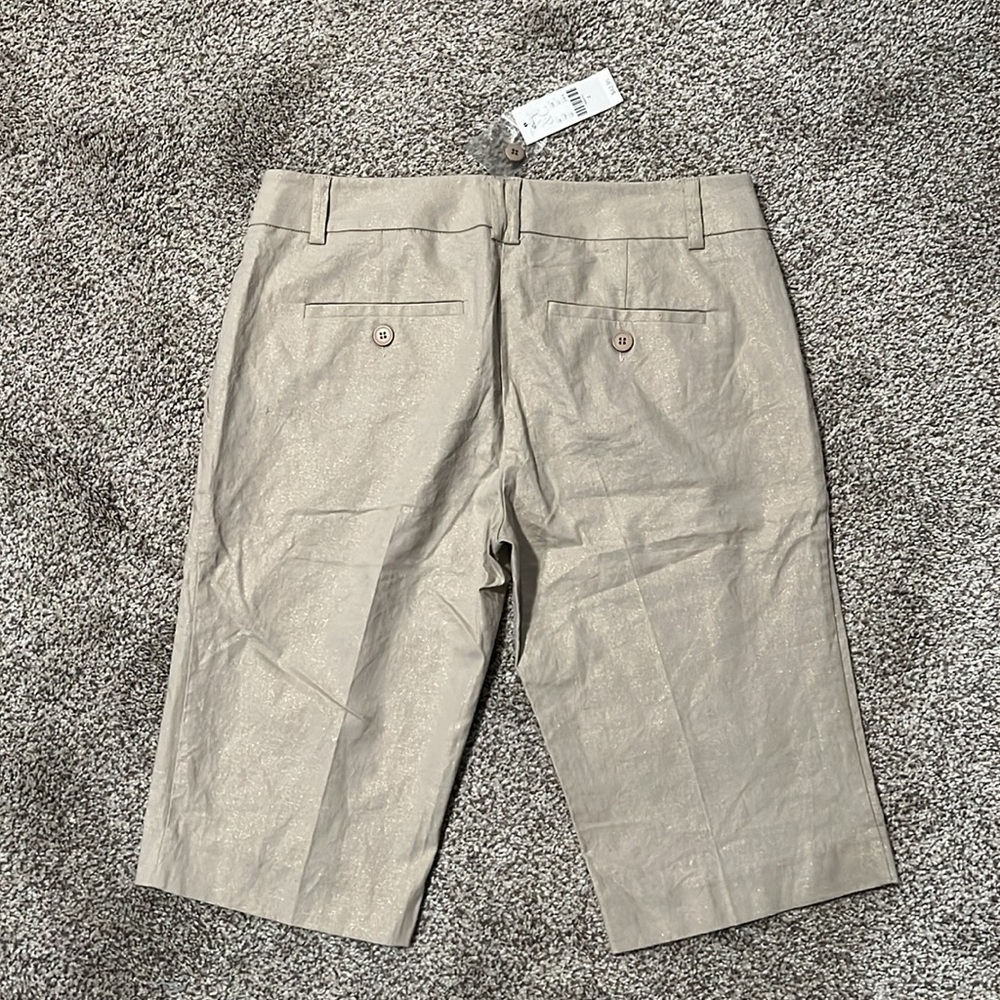 New York and Company Size 2 Bermuda Shorts. NWT. - Picture 2 of 6